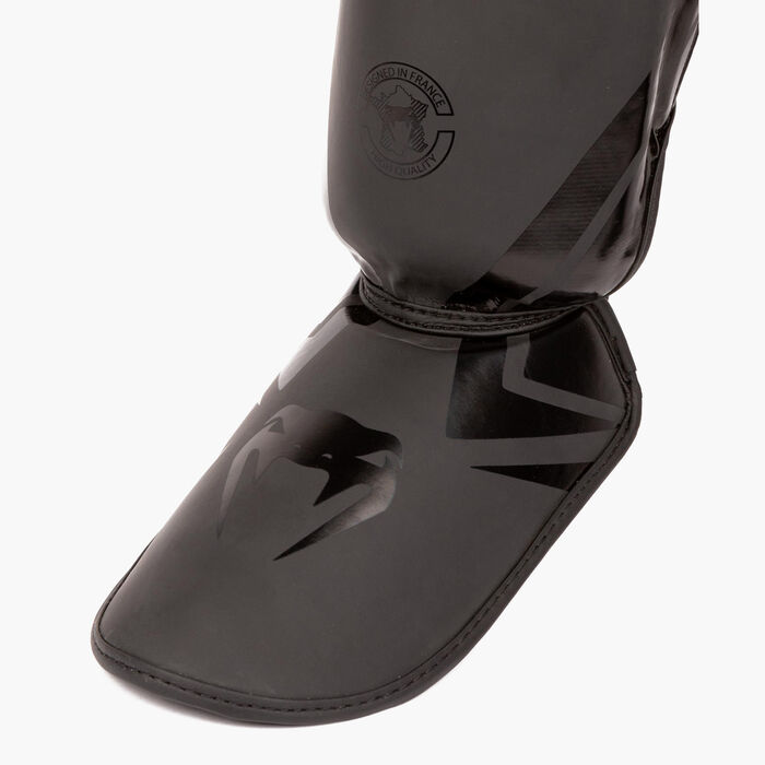 Venum Contender 2.0 Shin Guards Black Venum Contender 2.0 Shin Guards Black image number 3