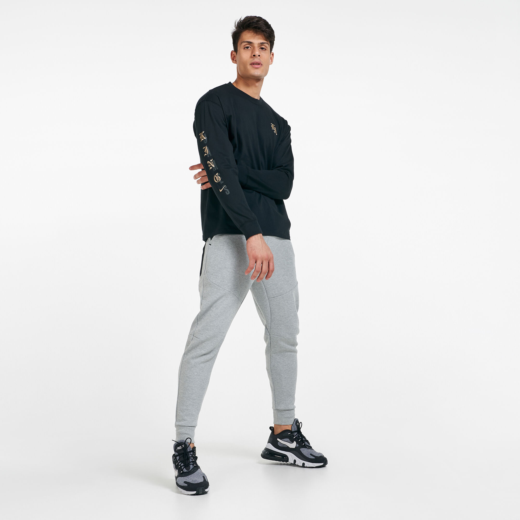 Men s LeBron Long Sleeve T Shirt Black Nike in Qatar SSS