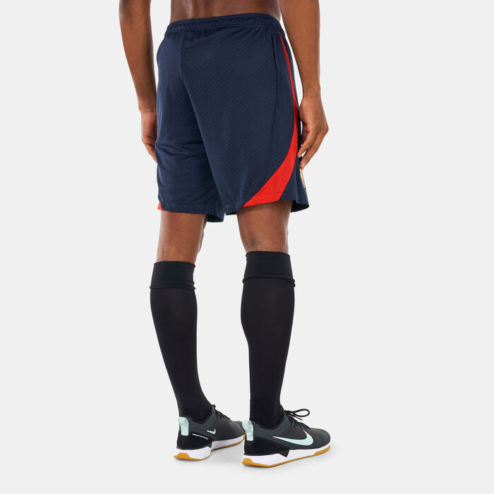 Nike Men's F.C. Barcelona Strike Dri-FIT Football Shorts Blue Nike Men's F.C. Barcelona Strike Dri-FIT Football Shorts Blue image number 1