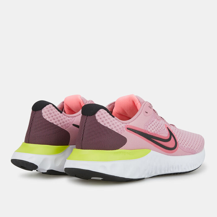 Nike Women's Renew Run 2 Shoe Pink image number 2