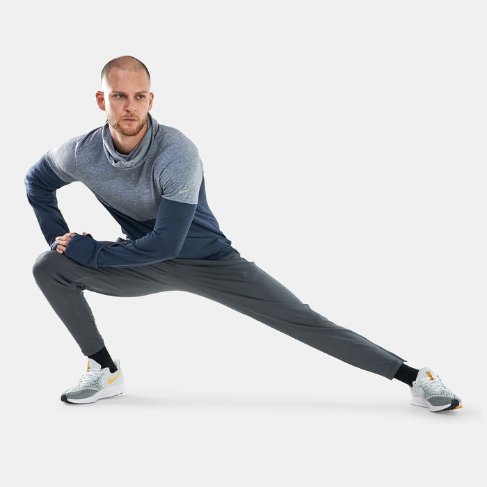 Nike Men's Therma-FIT Run Division Sphere Element Sweatshirt Blue image number 2