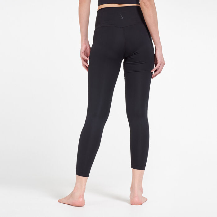 Nike Women's 7/8 Yoga Leggings Black Nike Women's 7/8 Yoga Leggings Black image number 1