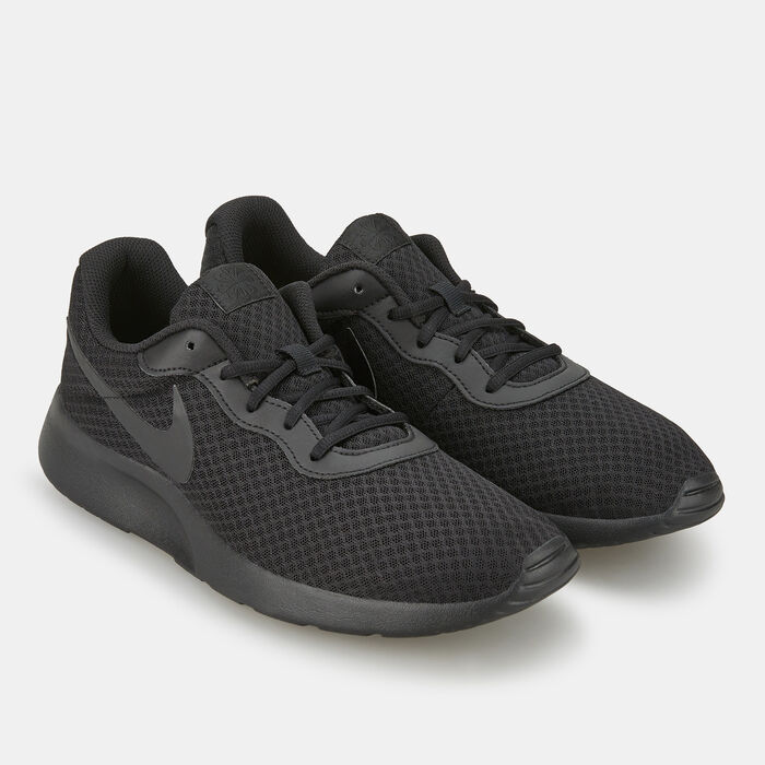 Nike Men's Tanjun Shoe Black image number 1