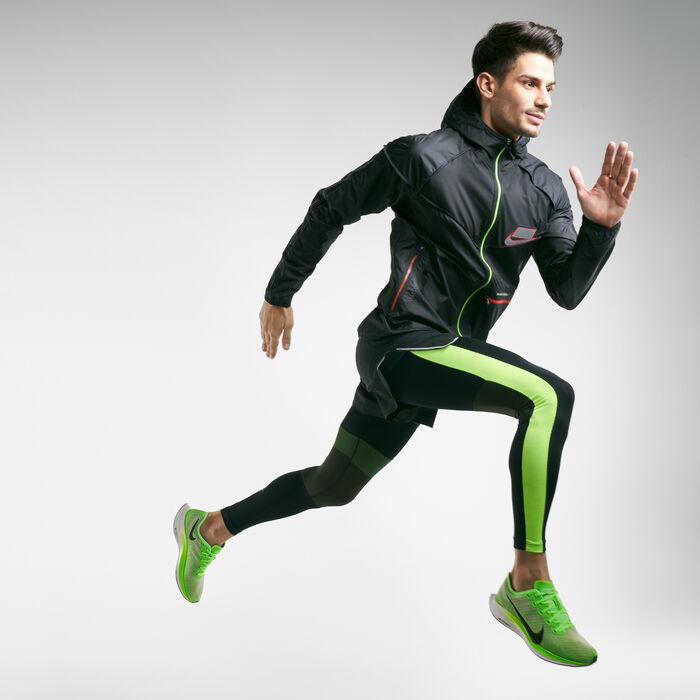 Nike Men's Wild Run Windrunner Running Jacket Grey Nike Men's Wild Run Windrunner Running Jacket Grey image number 2