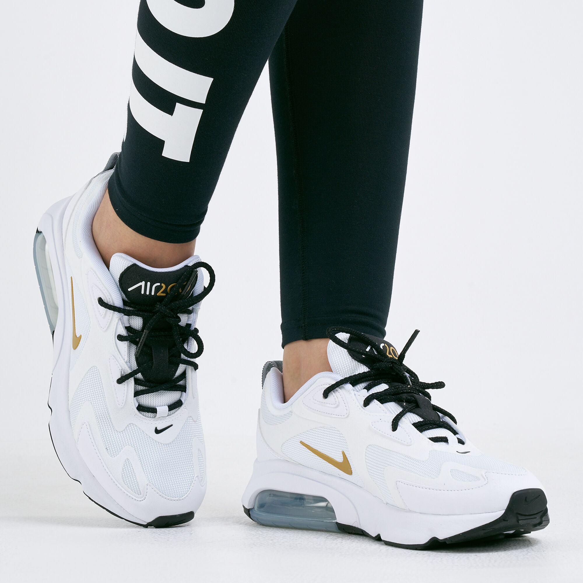 Nike women's shoes 200 store