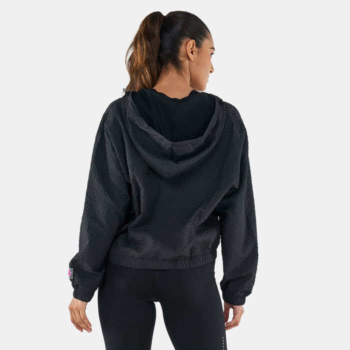 Nike Women's Icon Clash Woven Running Pullover Jacket Black Nike Women's Icon Clash Woven Running Pullover Jacket Black image number 1