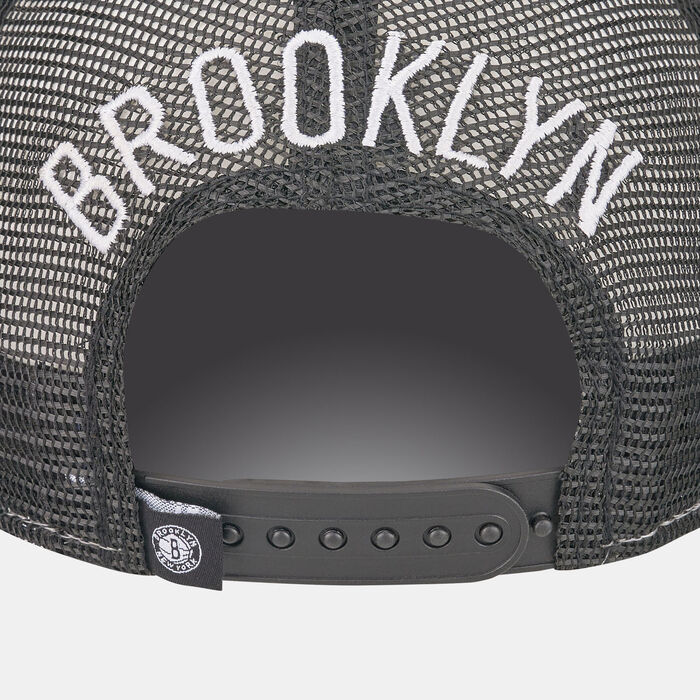 New Era Men's Brooklyn Nets Team Colour Block Trucker Cap White New Era Men's Brooklyn Nets Team Colour Block Trucker Cap White image number 1