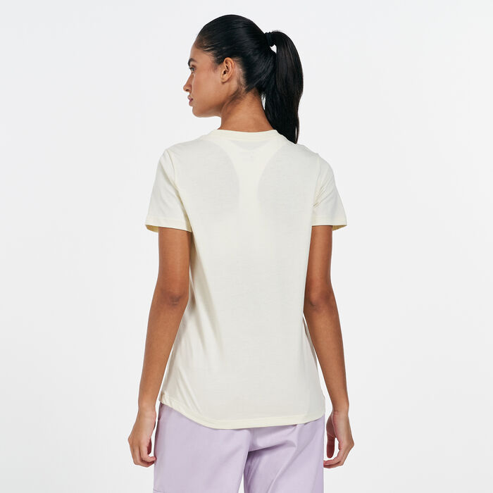 Nike Women's Sportswear Boxy T-Shirt White image number 1
