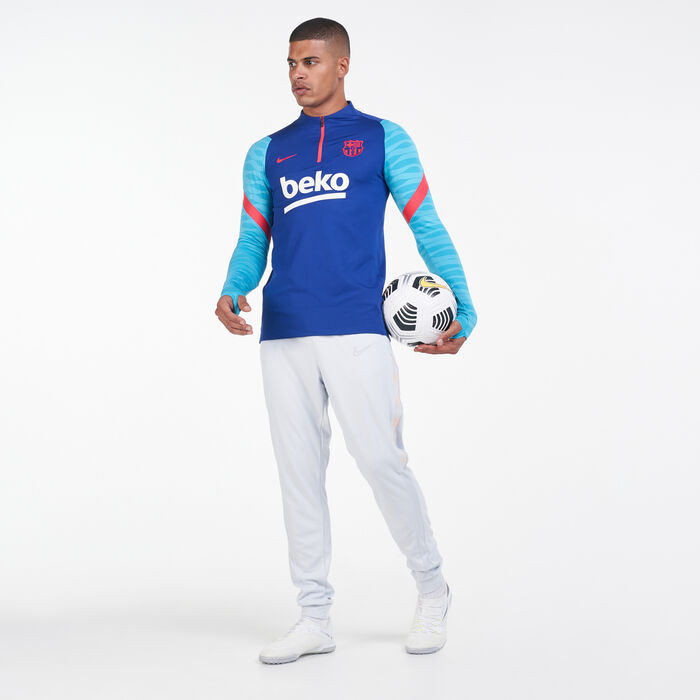 Nike Men's FC Barcelona Dri-FIT Strike Football Drill T-Shirt Blue Nike Men's FC Barcelona Dri-FIT Strike Football Drill T-Shirt Blue image number 2
