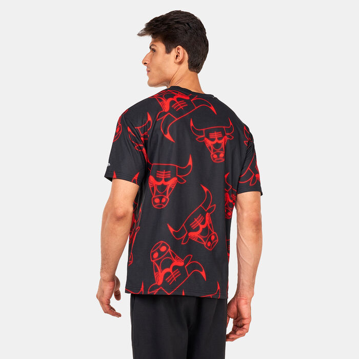 New Era NBA Printed Neon Chicago Bulls T-Shirt Black New Era NBA Printed Neon Chicago Bulls T-Shirt Black image number 1