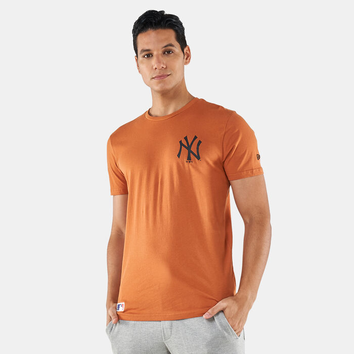 New Era Men's MLB New York Yankees Team Logo T-Shirt Brown New Era Men's MLB New York Yankees Team Logo T-Shirt Brown image number 0