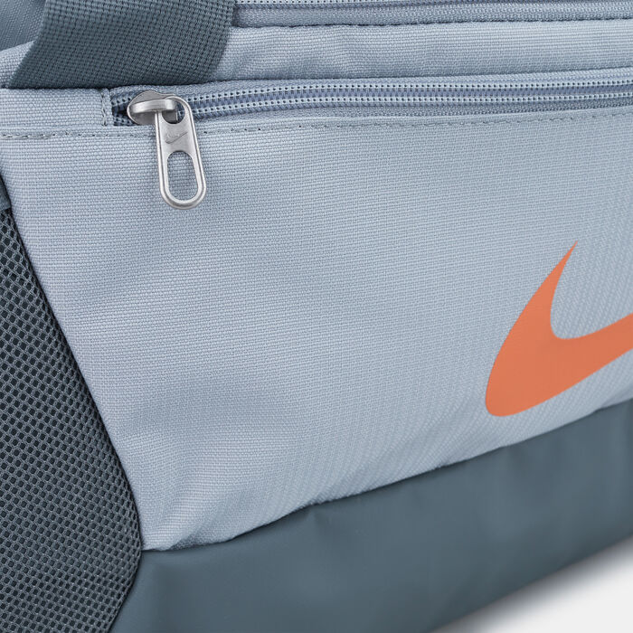 Nike Women's Brasilia 9.5 Training Duffel Bag (41L) Grey image number 3