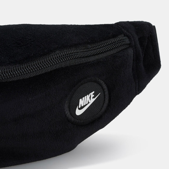 Nike Women's Heritage Hip Pack Black image number 3