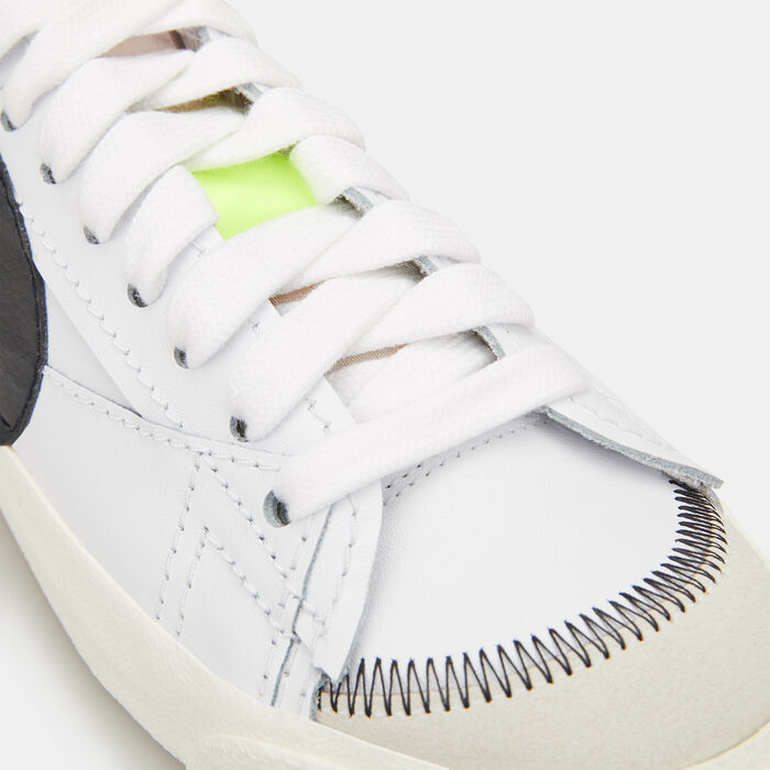 Nike Women's Blazer Low '77 Jumbo Shoes White image number 4