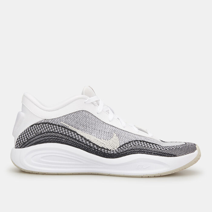 Nike Men's G.T. Hustle Academy Basketball Shoes Grey Nike Men's G.T. Hustle Academy Basketball Shoes Grey image number 0
