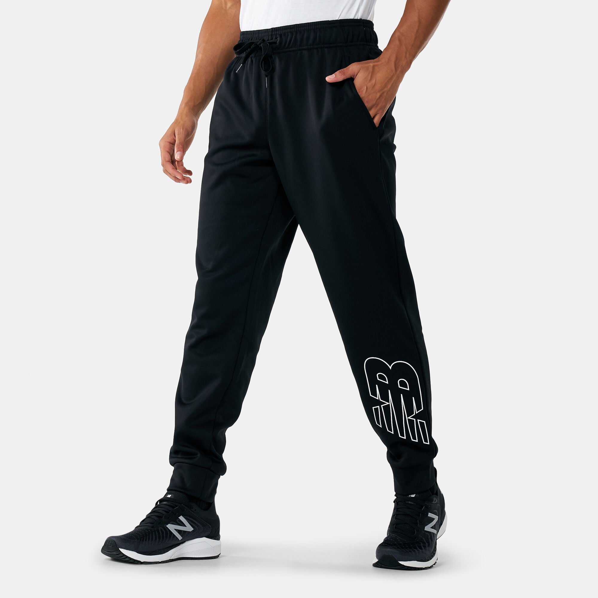 Men s Tenacity Fleece Pants Black New Balance in Qatar SSS