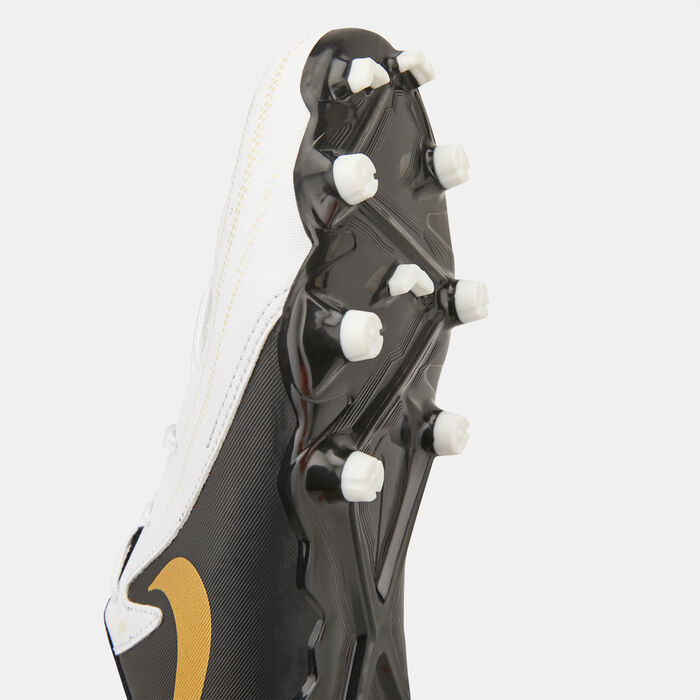 Nike Kids' Phantom GX 2 Academy Multi-Ground Football Shoes White Nike Kids' Phantom GX 2 Academy Multi-Ground Football Shoes White image number 4