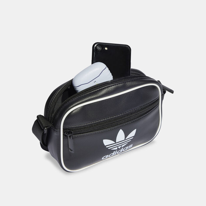 adidas Originals Men's Adicolor Classic Mini Crossbody Bag Black adidas Originals Men's Adicolor Classic Mini Crossbody Bag Black image number 3