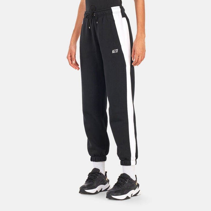 Nike Women's Sportswear Icon Clash Casual Pants Black Nike Women's Sportswear Icon Clash Casual Pants Black image number 0