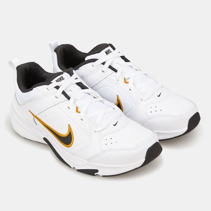 Nike Men's Defy All Day Training Shoe image number 1