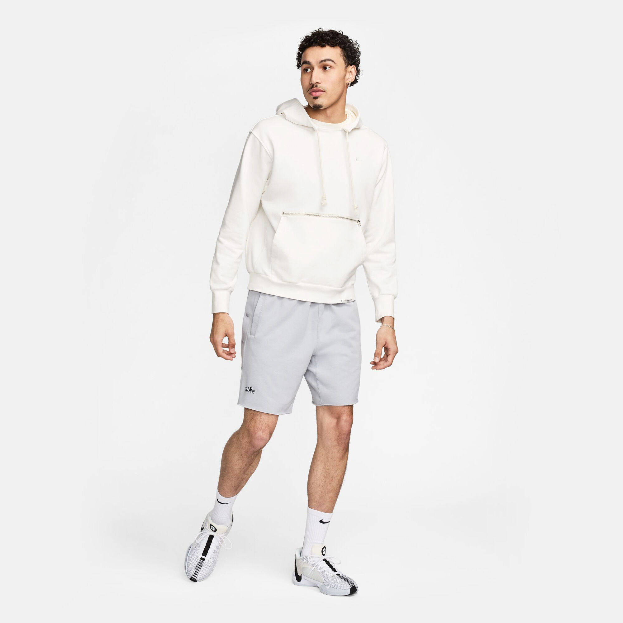 Nike men's standard fit shorts cheap