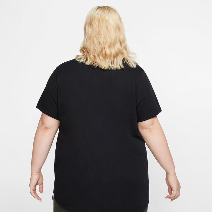 Nike Women's Sportswear Essential T-Shirt (Plus Size) Black Nike Women's Sportswear Essential T-Shirt (Plus Size) Black image number 1