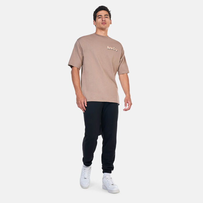 New Era Men's Character Graphic T-Shirt Beige New Era Men's Character Graphic T-Shirt Beige image number 2