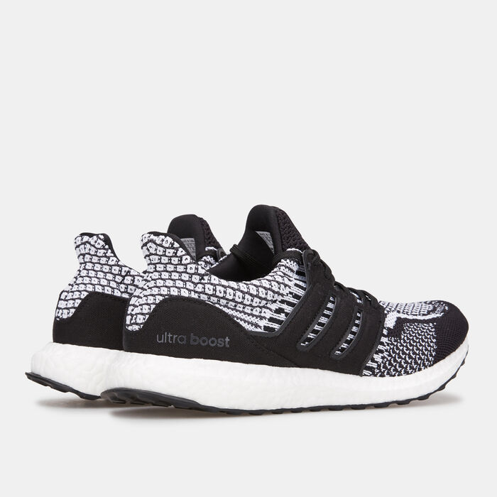 adidas Women's Ultraboost 5.0 DNA Shoe Black adidas Women's Ultraboost 5.0 DNA Shoe Black image number 3