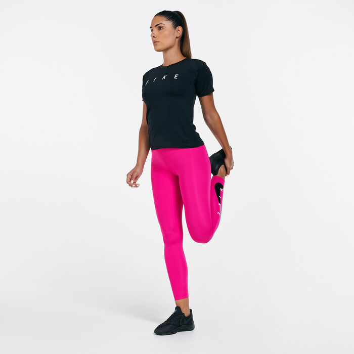 Nike Women's Miler Run Division T-Shirt Black Nike Women's Miler Run Division T-Shirt Black image number 2