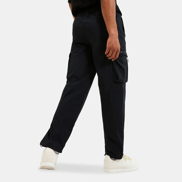 ellesse Men's Squadron Cargo Pants Black ellesse Men's Squadron Cargo Pants Black image number 1