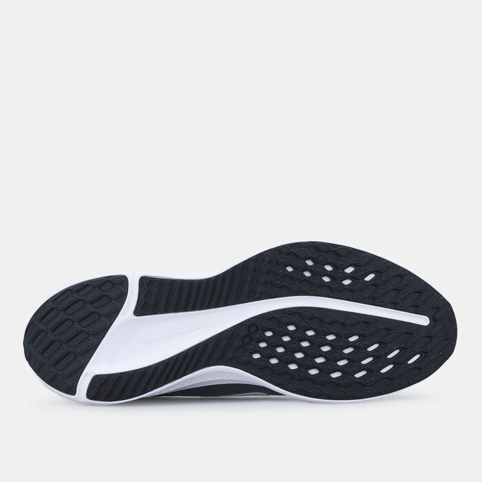 Nike Women's Quest 5 Road Running Shoe Black Nike Women's Quest 5 Road Running Shoe Black image number 3