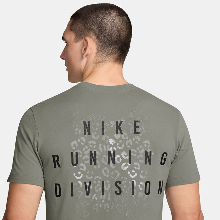 Nike Men's Dri-FIT Running T-Shirt Grey Nike Men's Dri-FIT Running T-Shirt Grey image number 2