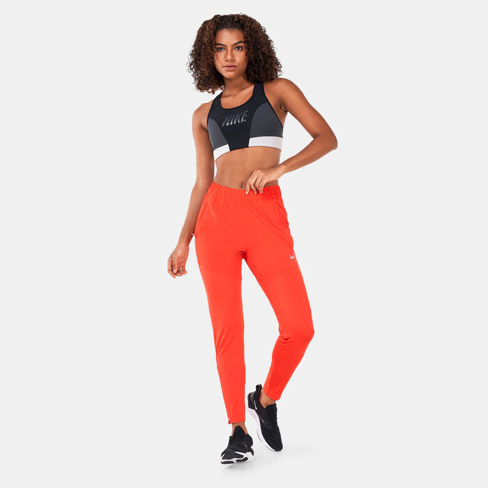 Nike Women's Dri-FIT Swoosh Logo Sports Bra Grey Nike Women's Dri-FIT Swoosh Logo Sports Bra Grey image number 2