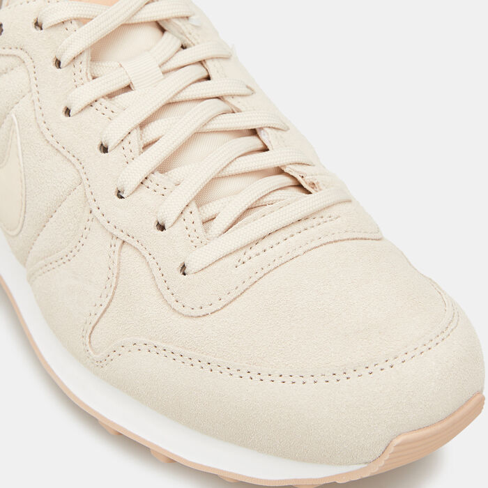 Nike Women's Internationalist Shoe Beige image number 4