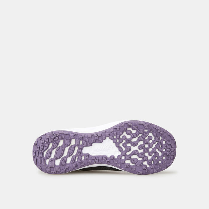 Nike Kids' Revolution 6 FlyEase Shoes Black Nike Kids' Revolution 6 FlyEase Shoes Black image number 3