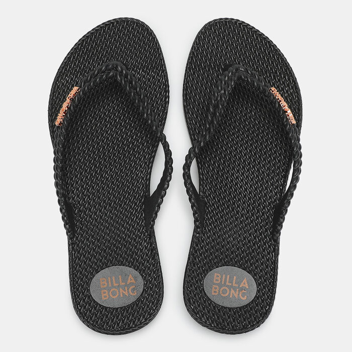 Billabong Women's Kick Back Solid Flip Flops White Billabong Women's Kick Back Solid Flip Flops White image number 0