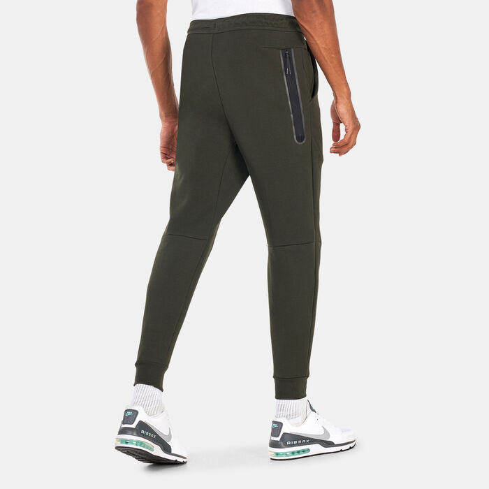 Nike Men's Tech Fleece Football Joggers Green image number 1