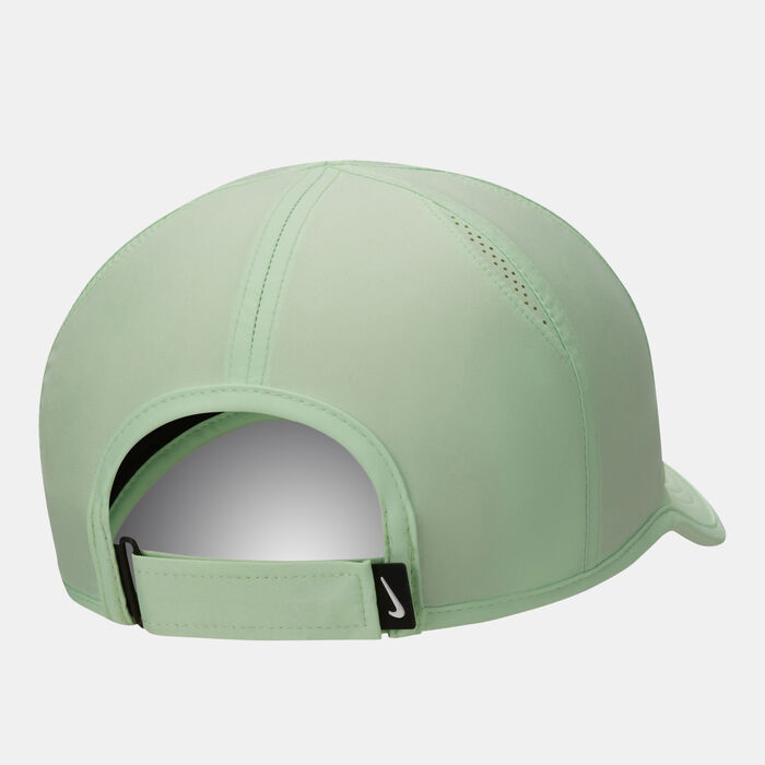 Nike Dri-FIT Club Unstructured Featherlight Cap Green image number 1