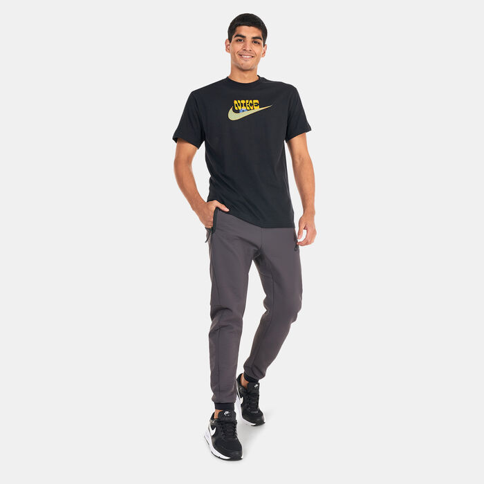 Nike Men's Sportswear Sole Craft HBR T-Shirt Black Nike Men's Sportswear Sole Craft HBR T-Shirt Black image number 2