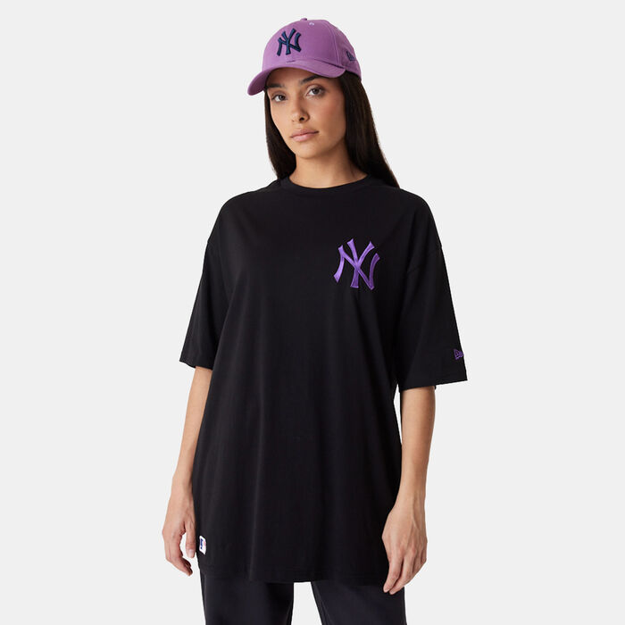 New Era Men's New York Yankees League Essentials T-Shirt Black image number 3
