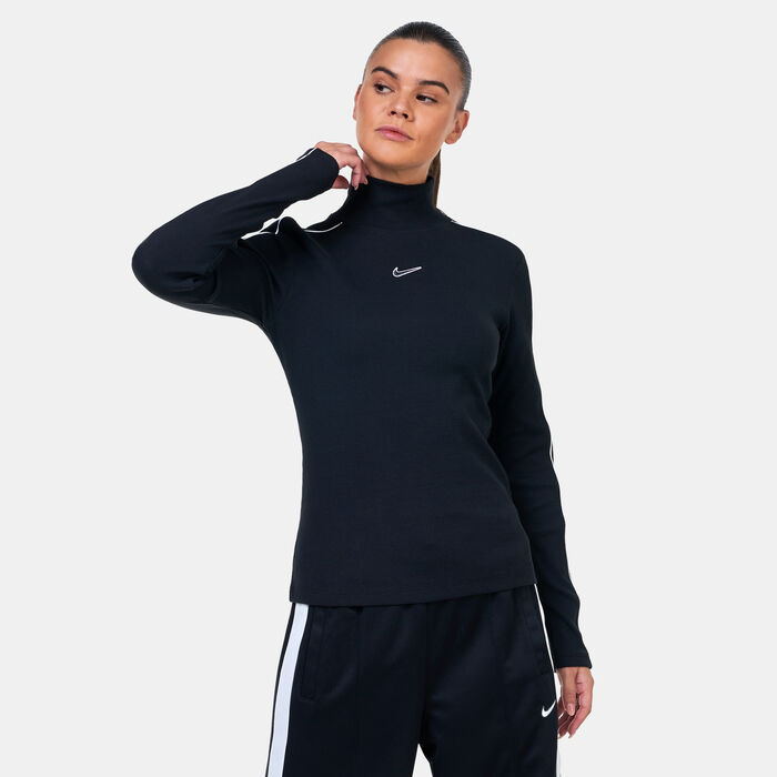 Nike Women's Sportswear 1/2-Zip Top Black image number 0