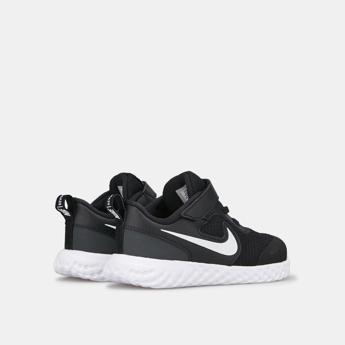 Nike Kids' Revolution 5 Shoe (Baby and Toddler) Black image number 2
