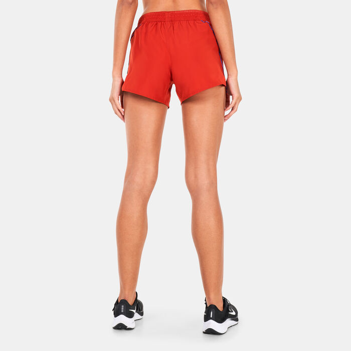 Nike Women's Dri-FIT Icon Clash Shorts Pink image number 1