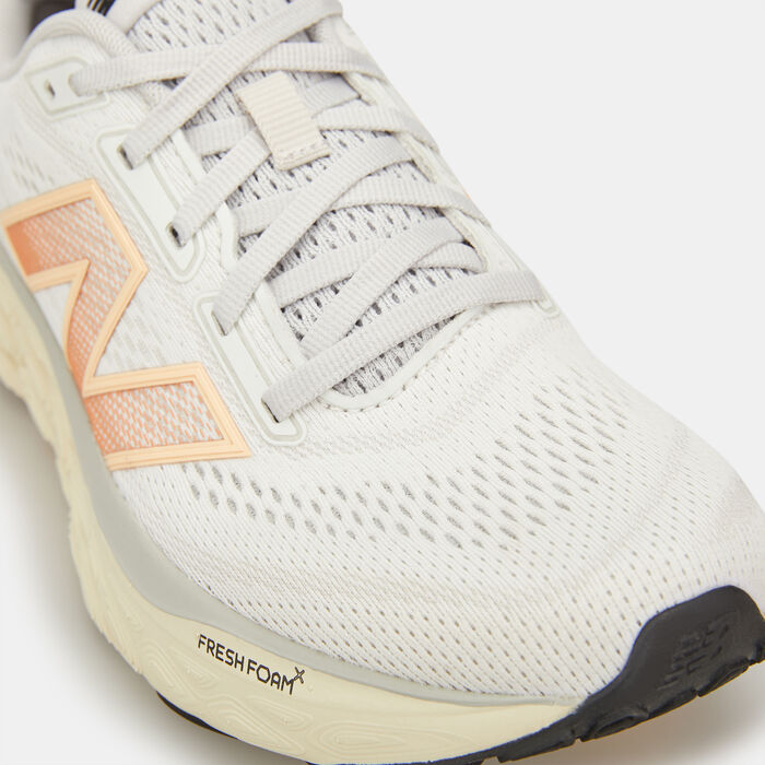 New Balance Women's Fresh Foam X 880v14 Running Shoes Beige New Balance Women's Fresh Foam X 880v14 Running Shoes Beige image number 4