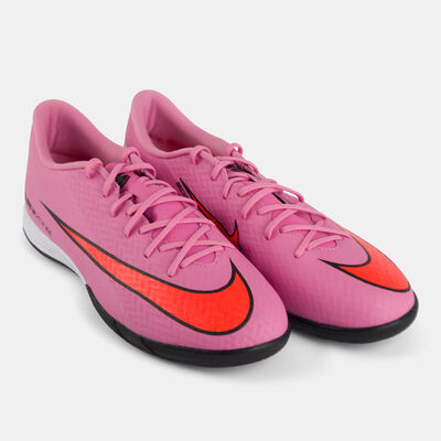Nike Men's Mercurial Vapor 16 Academy Football Shoes Pink