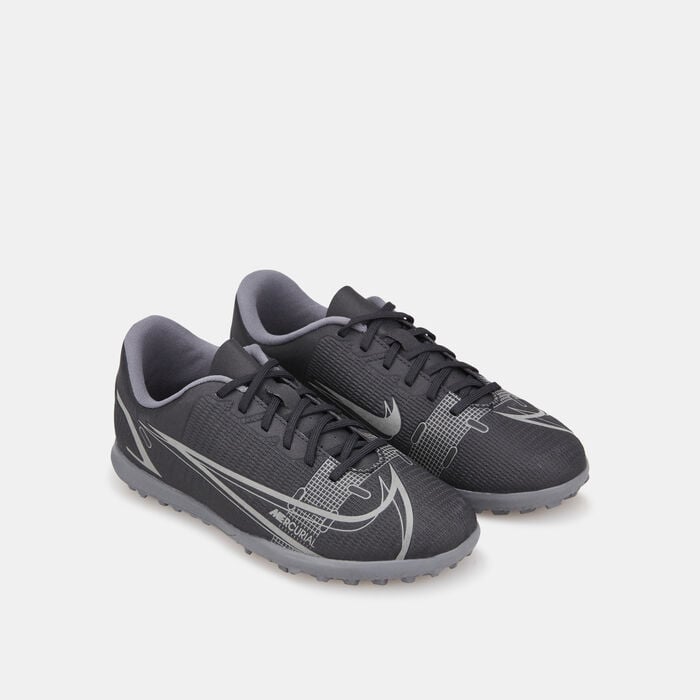 Nike Kids' Vapor 14 Club Turf Ground Football Shoe Grey Nike Kids' Vapor 14 Club Turf Ground Football Shoe Grey image number 1
