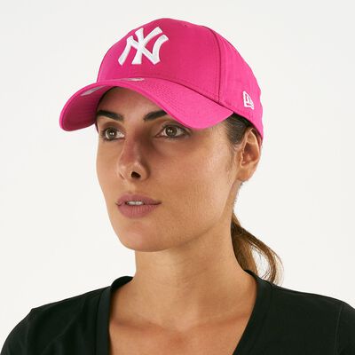 New Era Women's MLB New York Yankees 9FORTY Fashion Essential Cap Pink