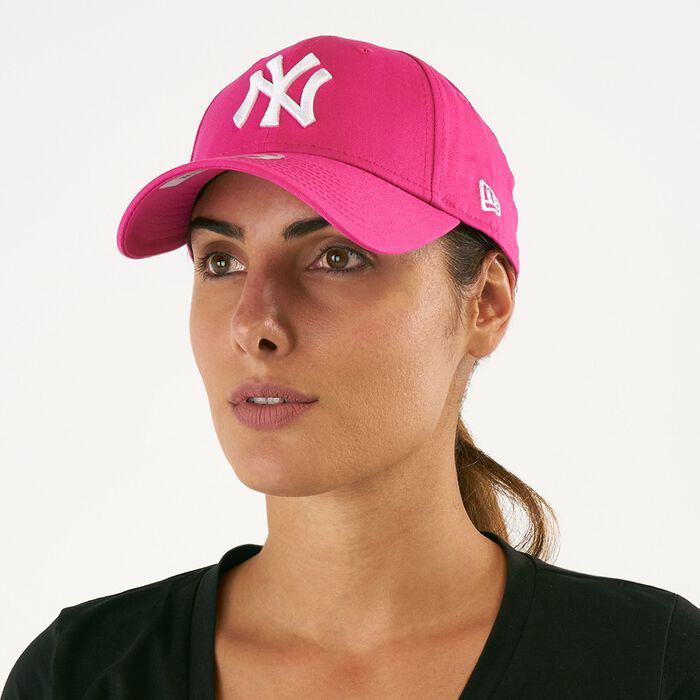 New Era Women's MLB New York Yankees 9FORTY Fashion Essential Cap Pink New Era Women's MLB New York Yankees 9FORTY Fashion Essential Cap Pink image number 0