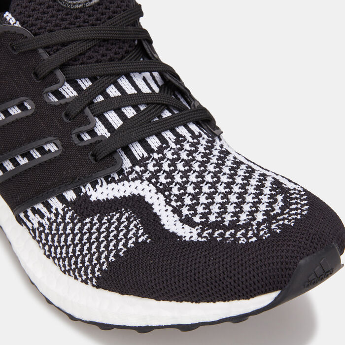 adidas Women's Ultraboost 5.0 DNA Shoe Black adidas Women's Ultraboost 5.0 DNA Shoe Black image number 5