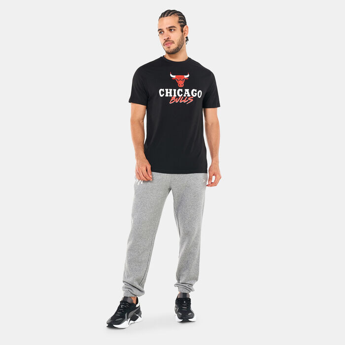 New Era Men's NBA Chicago Bulls Script T-Shirt Black New Era Men's NBA Chicago Bulls Script T-Shirt Black image number 2
